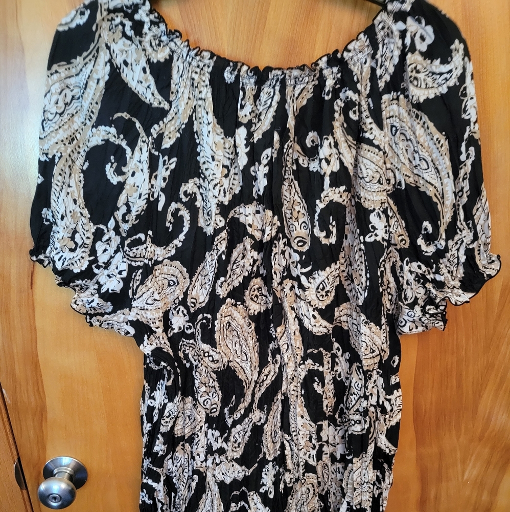 Short sleeved shirt